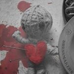 Отомстить врагу: по фотографии, по личной вещи, на воду.